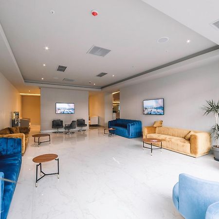 Grand City Real Estate Appartement Batoemi Buitenkant foto